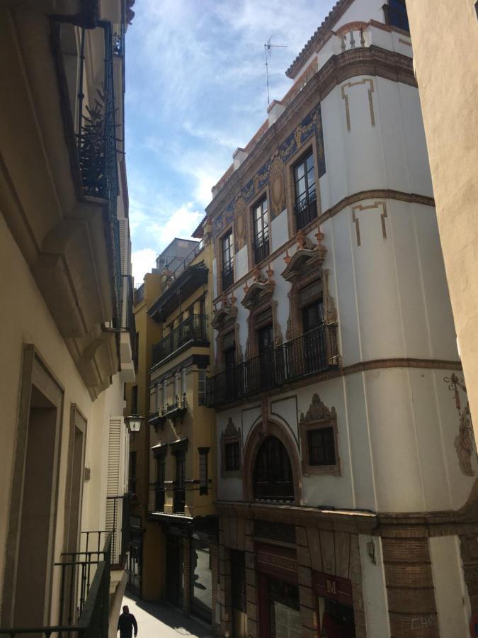 Cathedral Studio, Luxury Studio In Cathedral Area, Parking Optional 塞维利亚 外观 照片